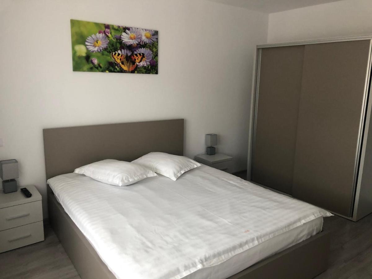 Elena-Maria Apartments Buşteni Eksteriør billede